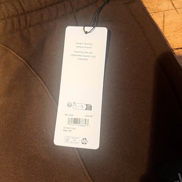 NWT! Alo Make Waves Sweatpants Espresso XS - Picture 8 of 9